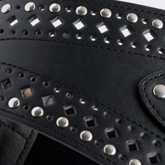 🆕 Black Studded Waist Belt 4 4X 26 NWT Torrid New! - Picture 4 of 5